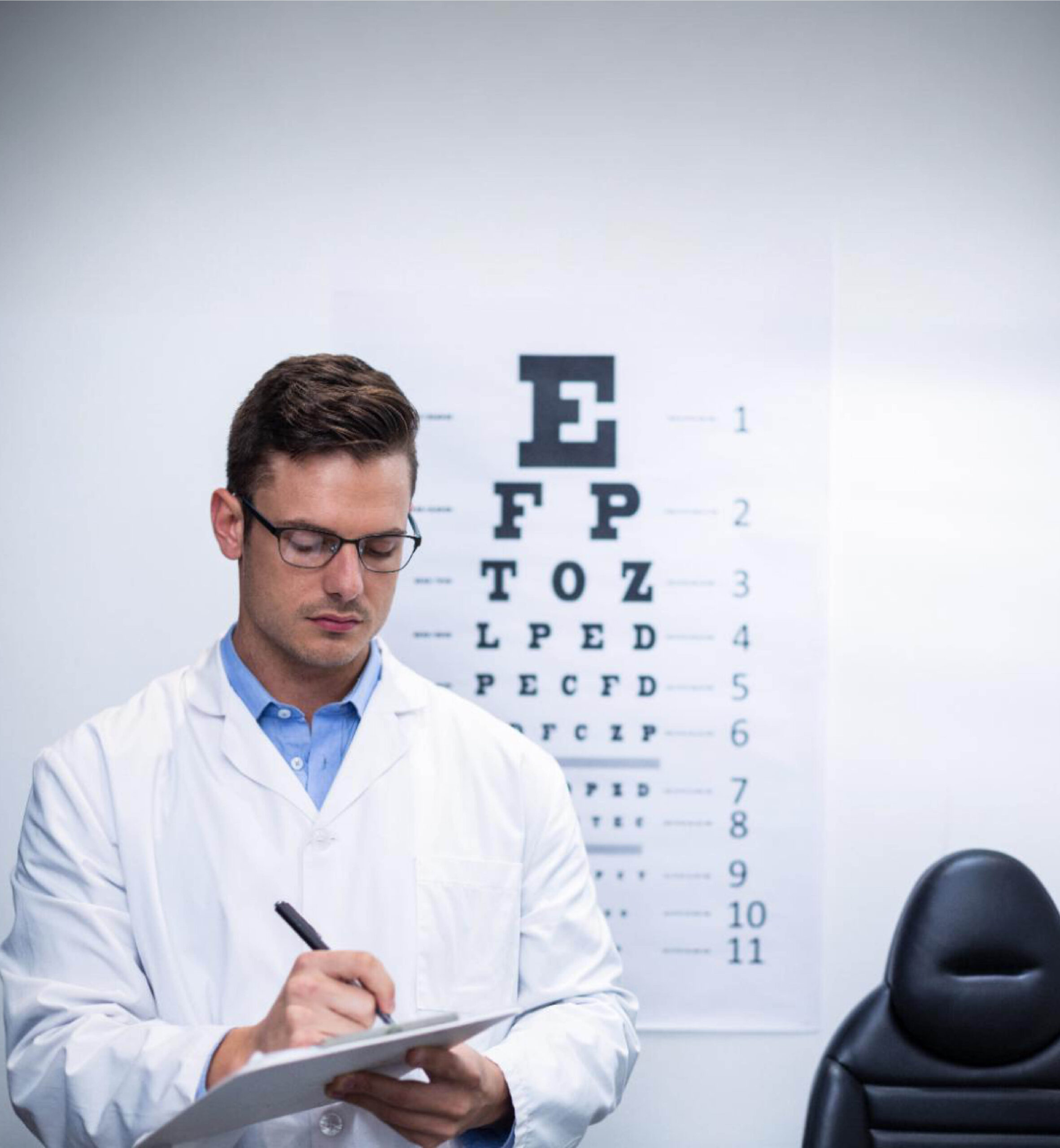 https://soliseyecare.com/wp-content/uploads/2025/06/WEBSITE-SIZES_SOLIS_0551-scaled.jpg
