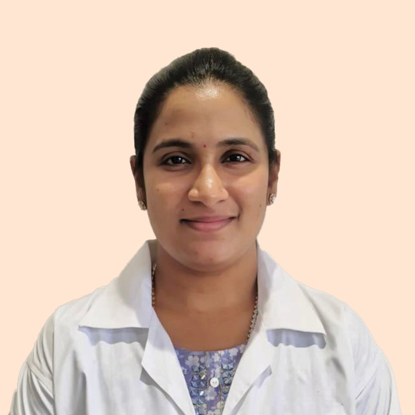 https://soliseyecare.com/wp-content/uploads/2025/09/Dr.-AKSHITHA-reddy-Solis-Hospital.jpg
