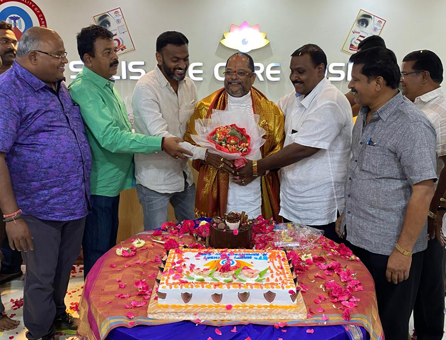 Solis Eye Care-Community-reach-18